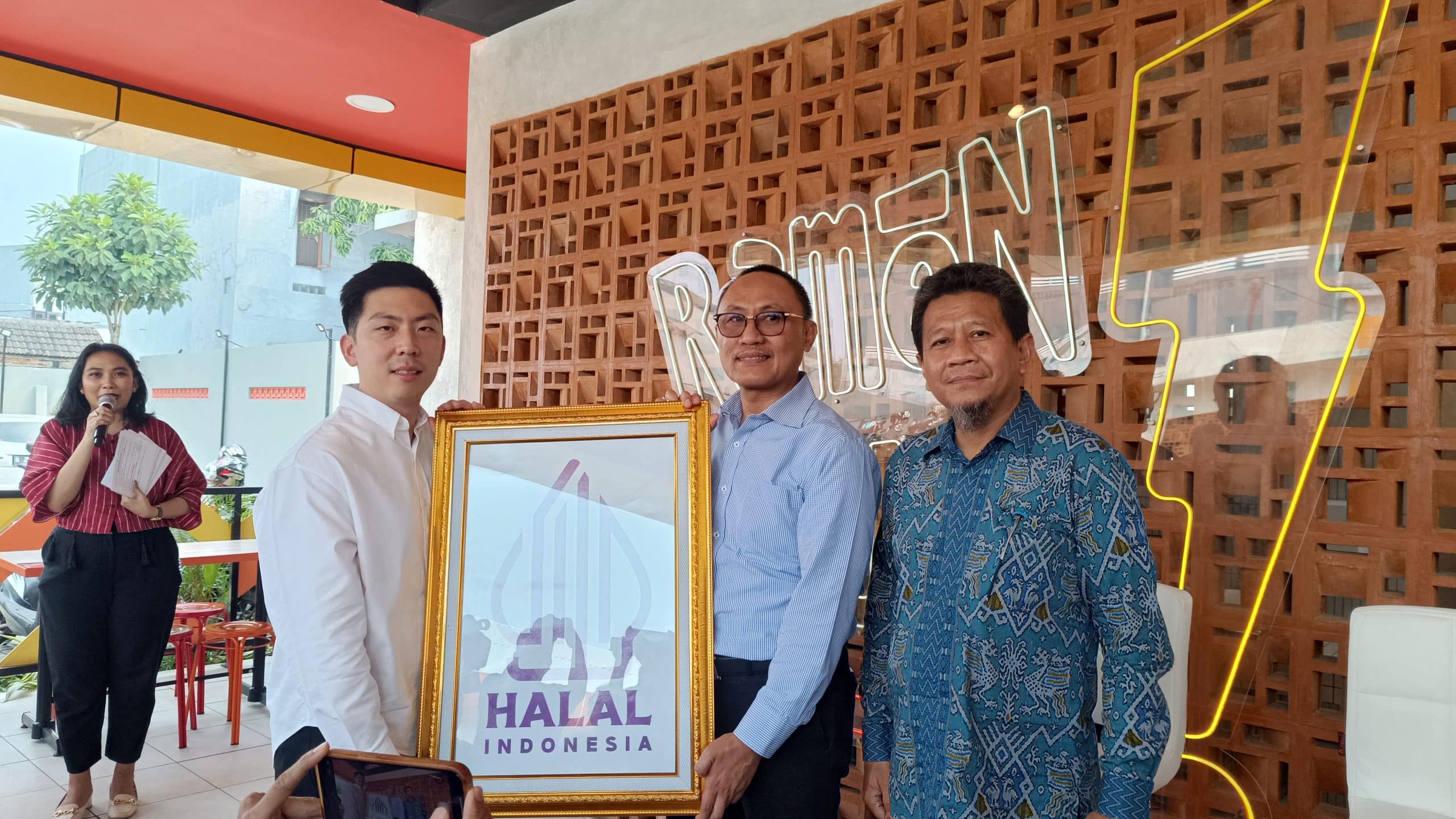 Berikan Cita Rasa Lidah Indonesia, Ramen Yuk! Juga Kini Bersertifikat Halal